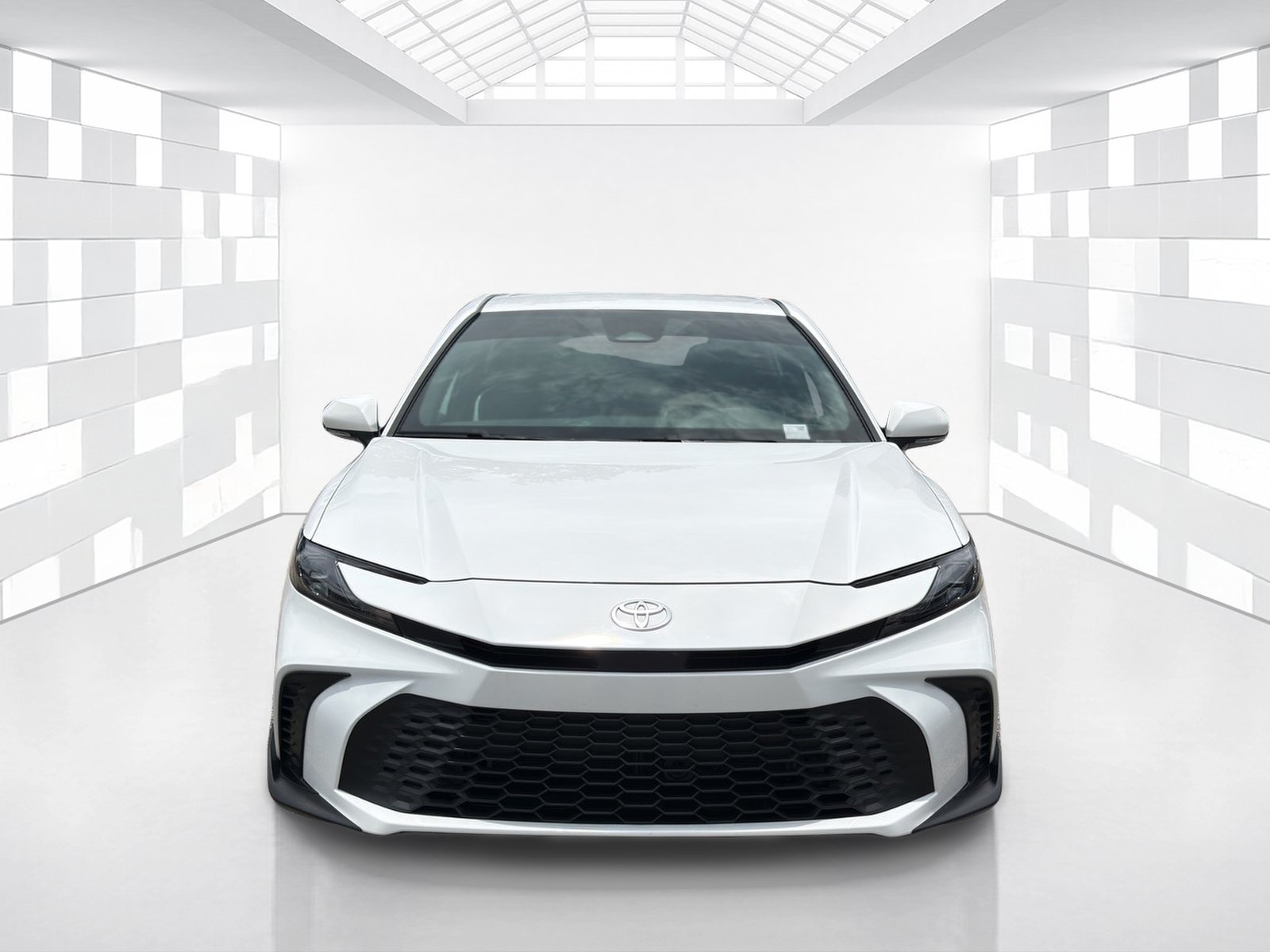 Used 2026 Toyota Camry SE FWD image 2