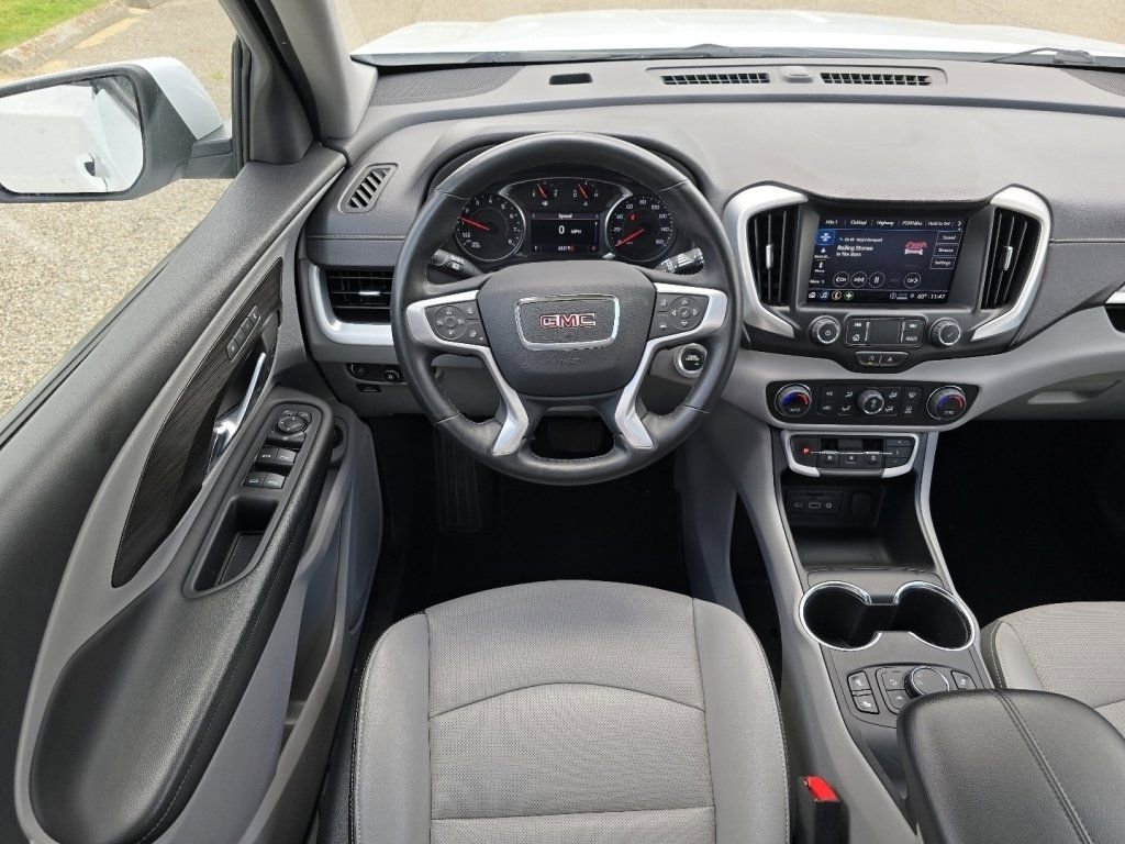 Used 2023 GMC Terrain SLT FWD image 26
