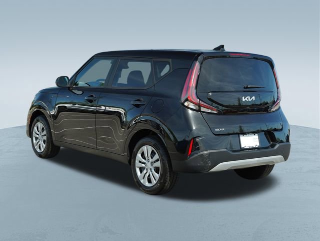 Used 2024 Kia Soul LX FWD image 5