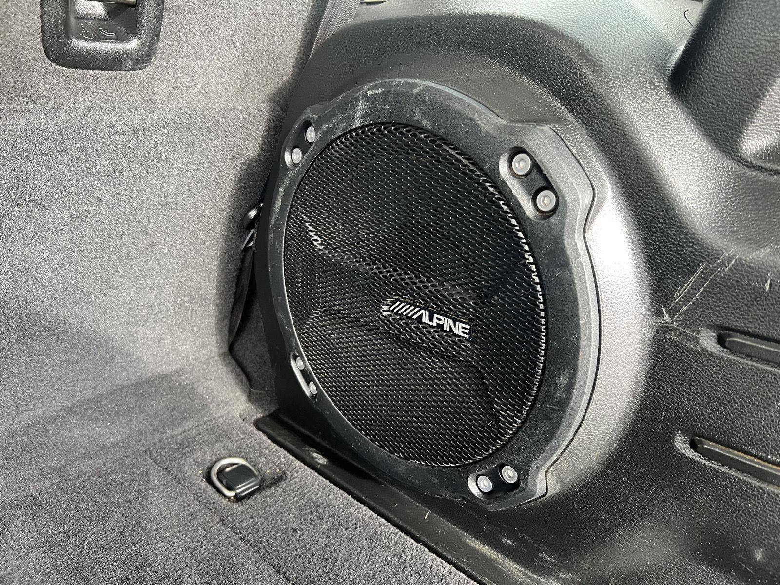 Used 2018 Jeep Wrangler Unlimited Sahara image 23