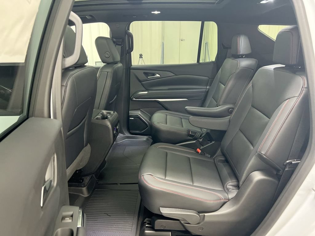 New 2026 Chevrolet Traverse Z71 w/ Enhanced Driving Package AWD/4WD image 24