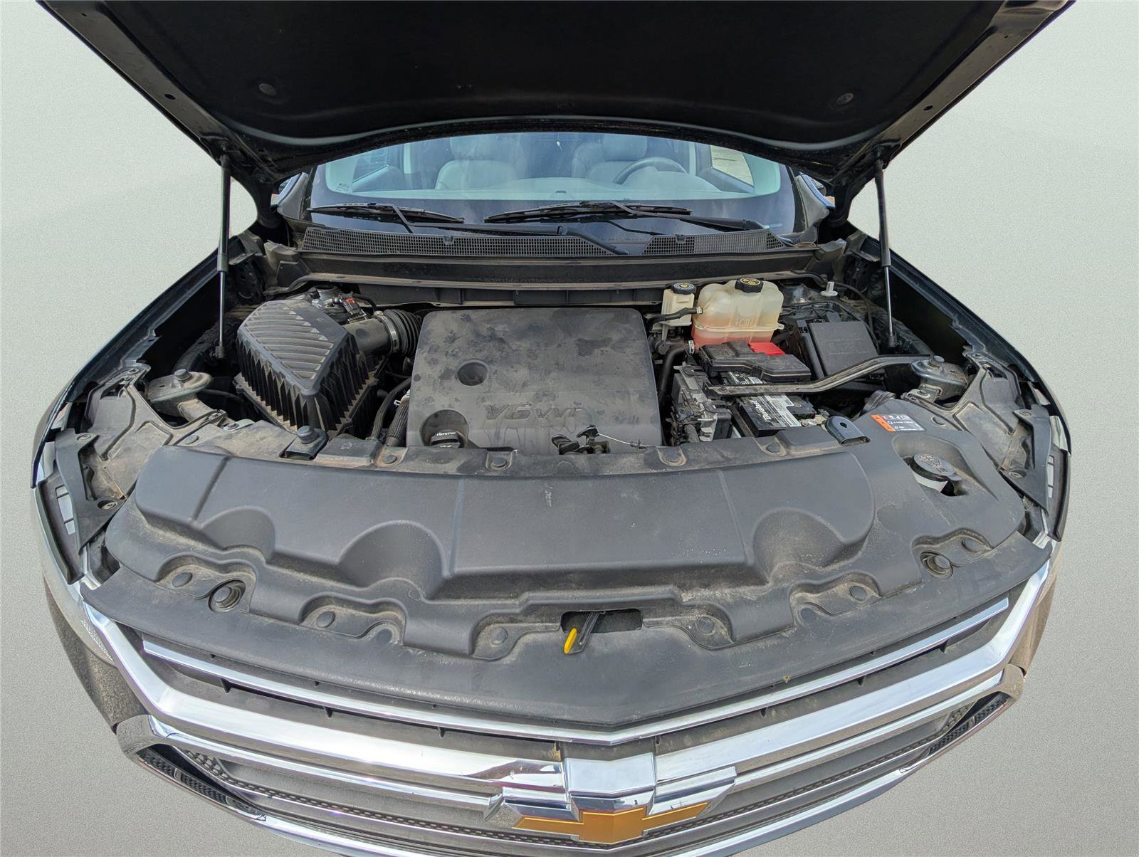 Used 2018 Chevrolet Traverse LT w/ LPO, Cargo Package image 39