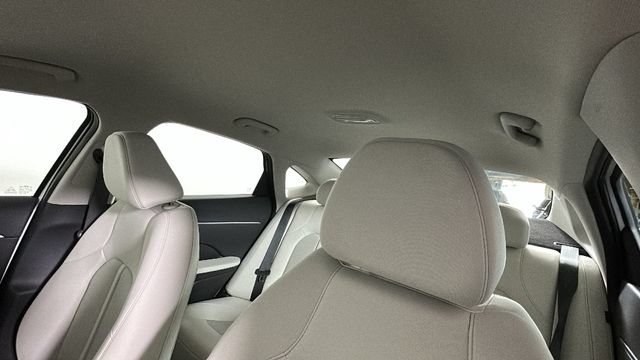 Used 2026 Hyundai Sonata SEL FWD image 12