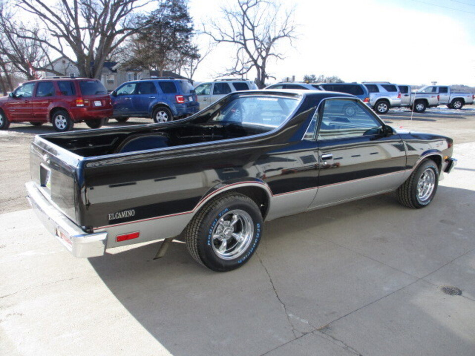 Used 1987 Chevrolet El Camino V8 image 14