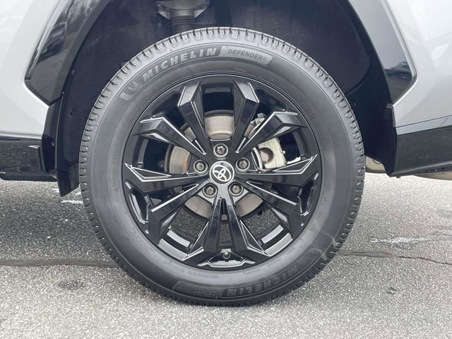 Used 2022 Toyota RAV4 XSE image 11