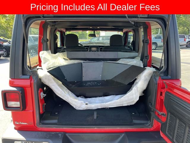 Used 2019 Jeep Wrangler Sport AWD/4WD image 16