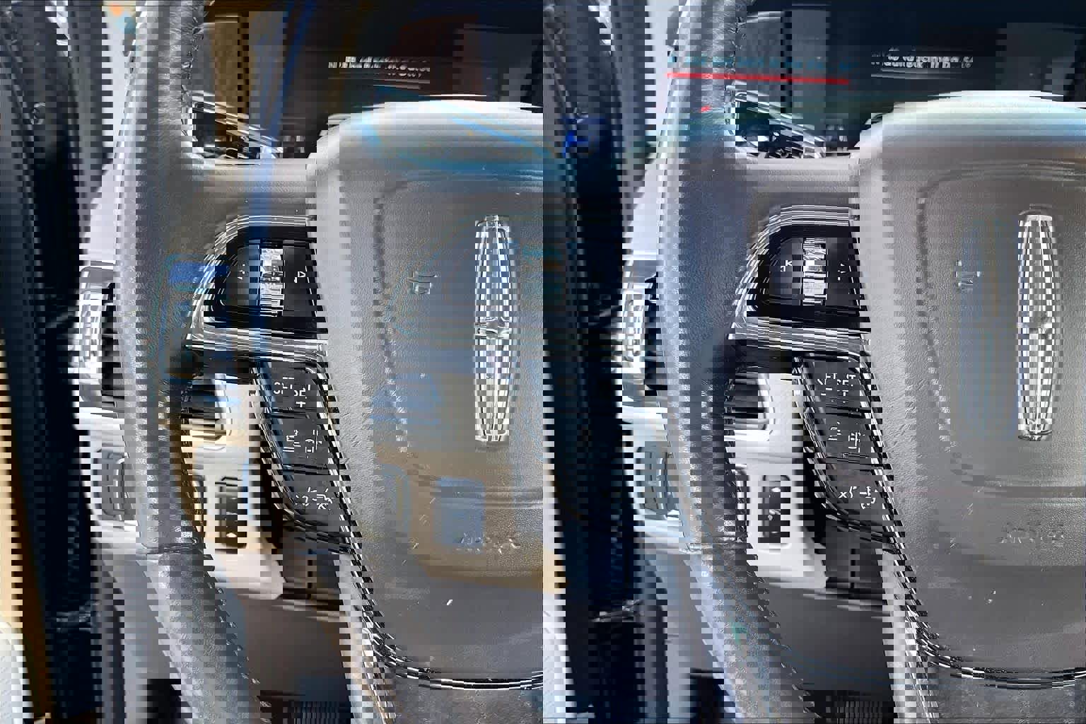 Used 2023 Lincoln Navigator Reserve image 20