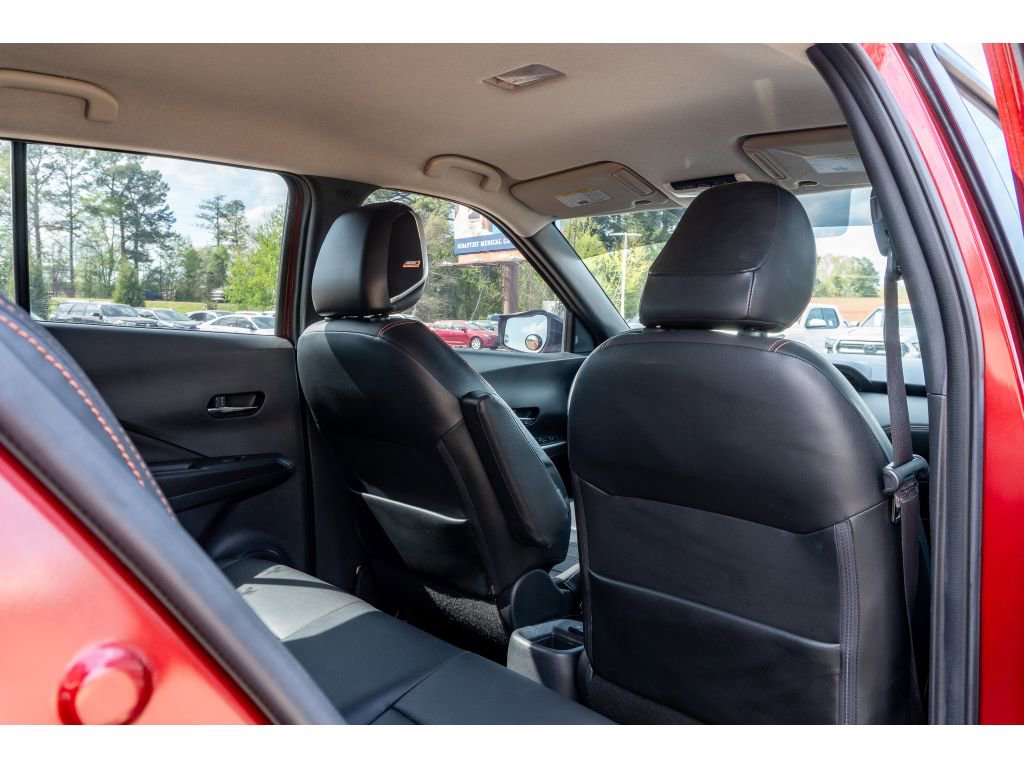 Used 2018 Nissan Kicks SR w/ Premium Package image 15