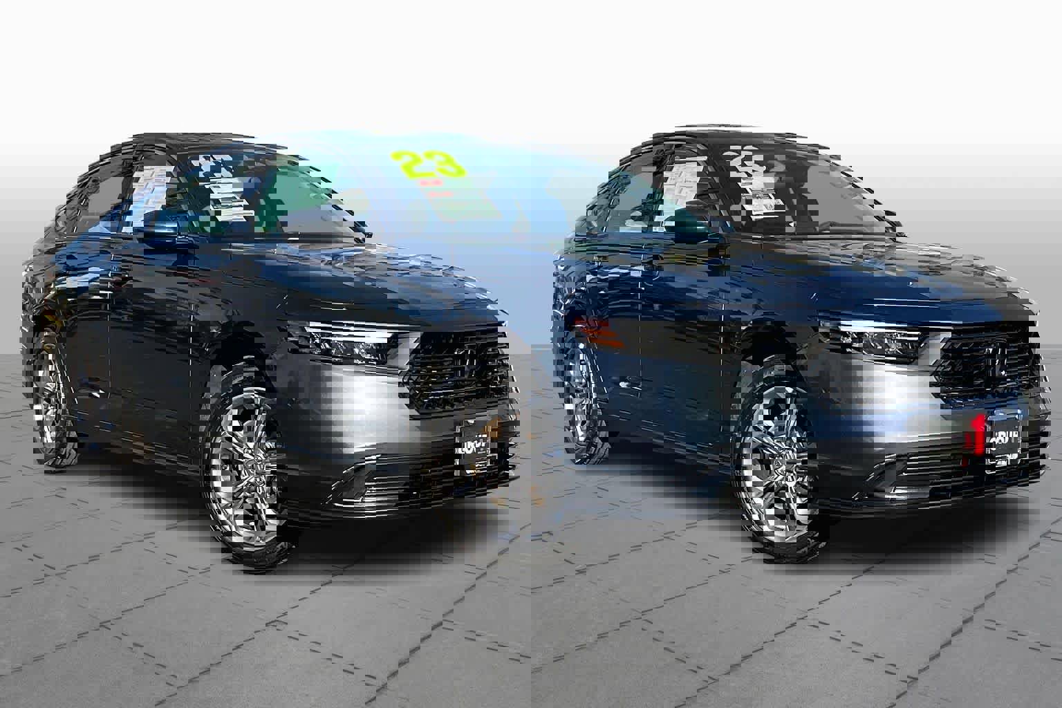 Used 2023 Honda Accord EX image 4