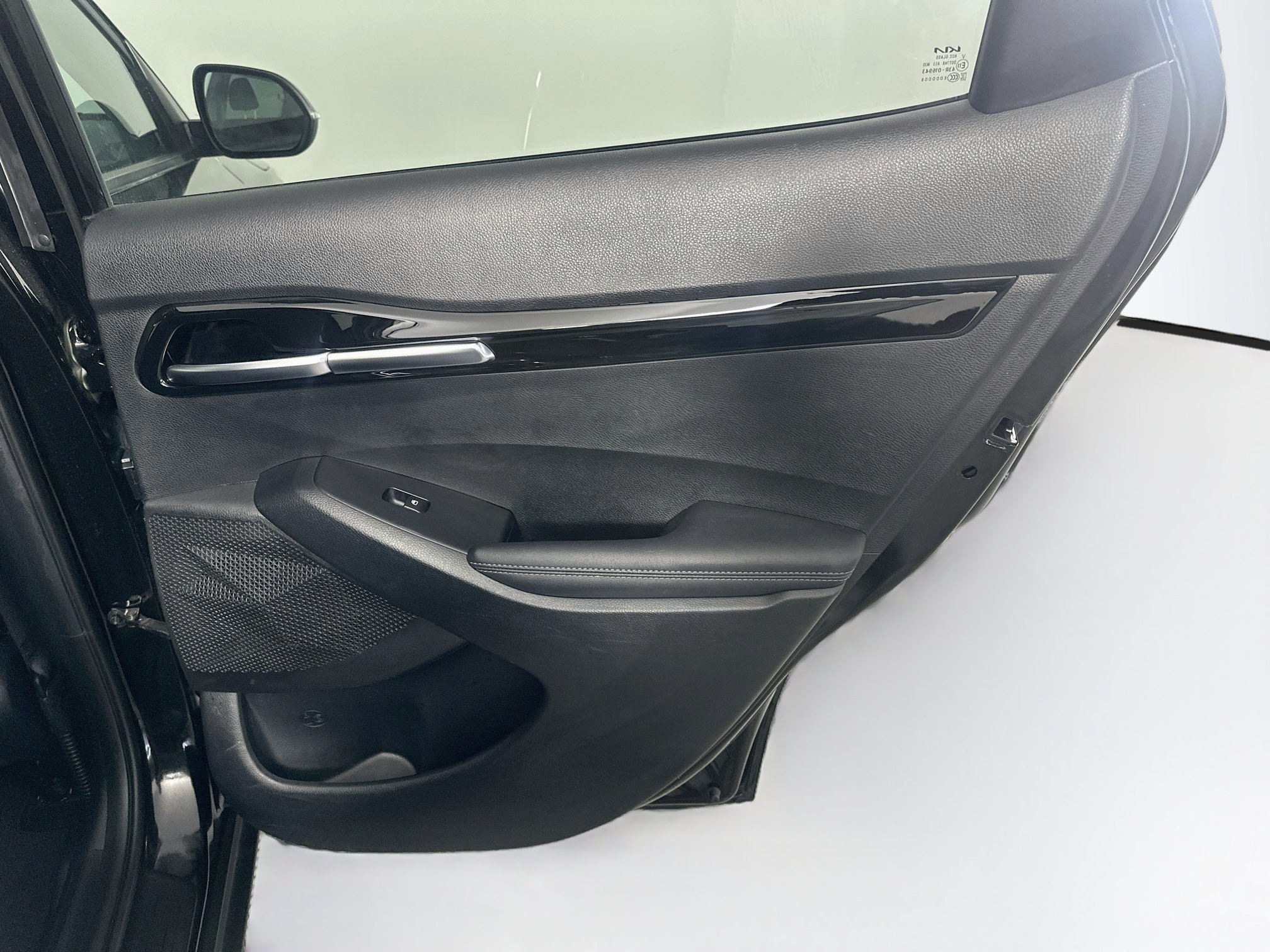 Used 2025 Kia Seltos S FWD image 29