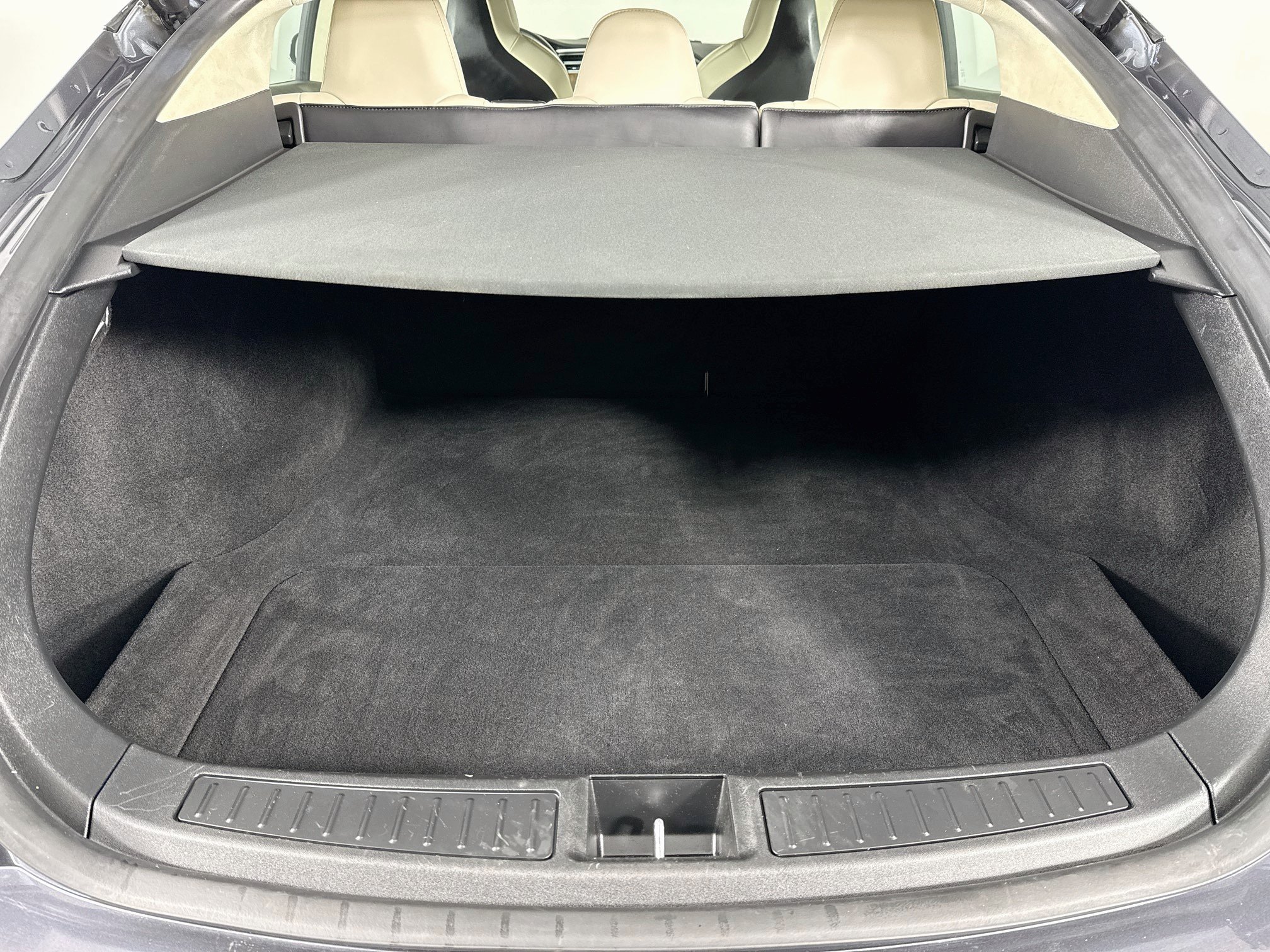 Used 2018 Tesla Model S 75D AWD/4WD image 38