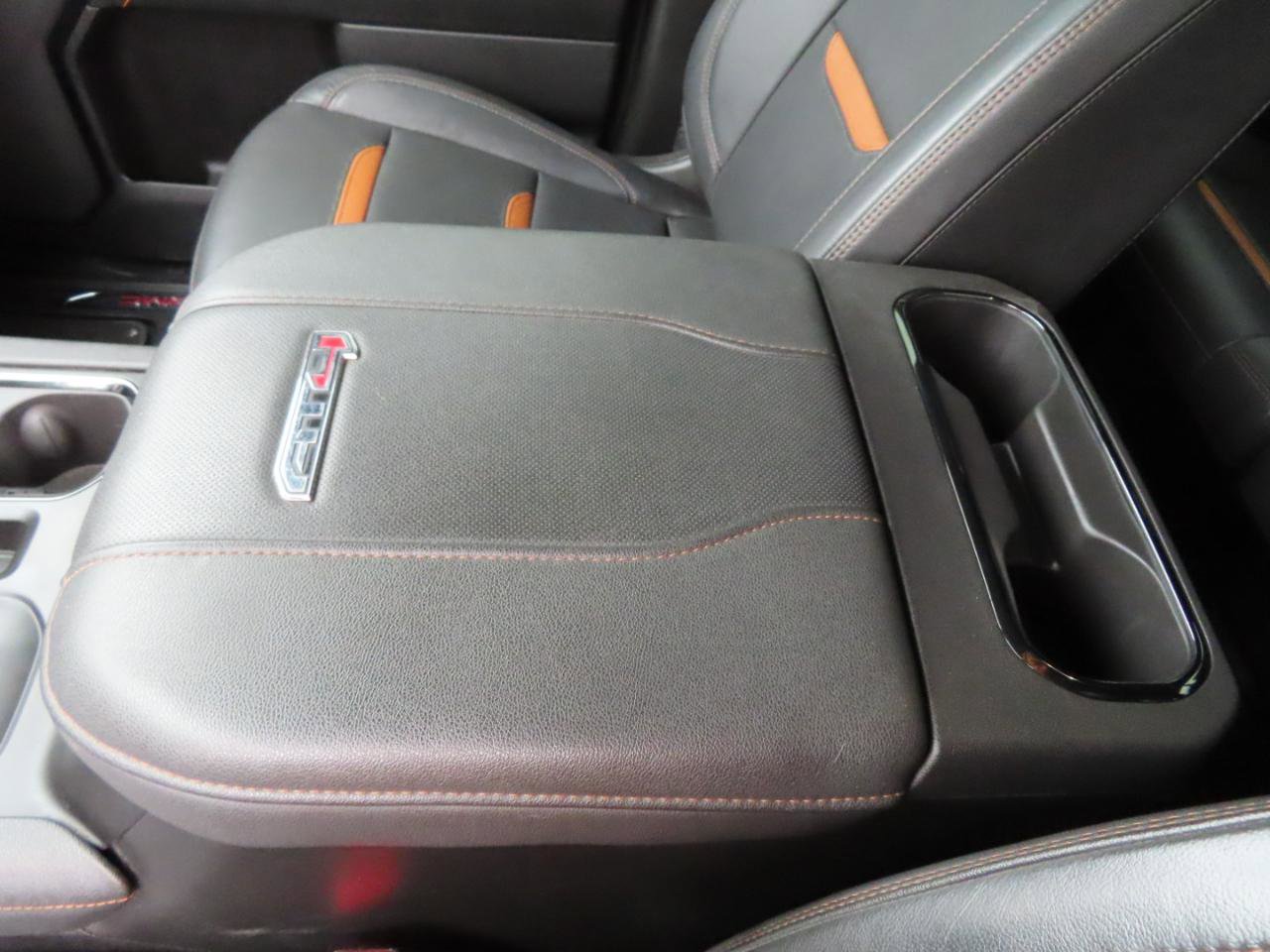 Used 2024 GMC Sierra 2500 AT4 w/ AT4 Premium Plus Package image 40