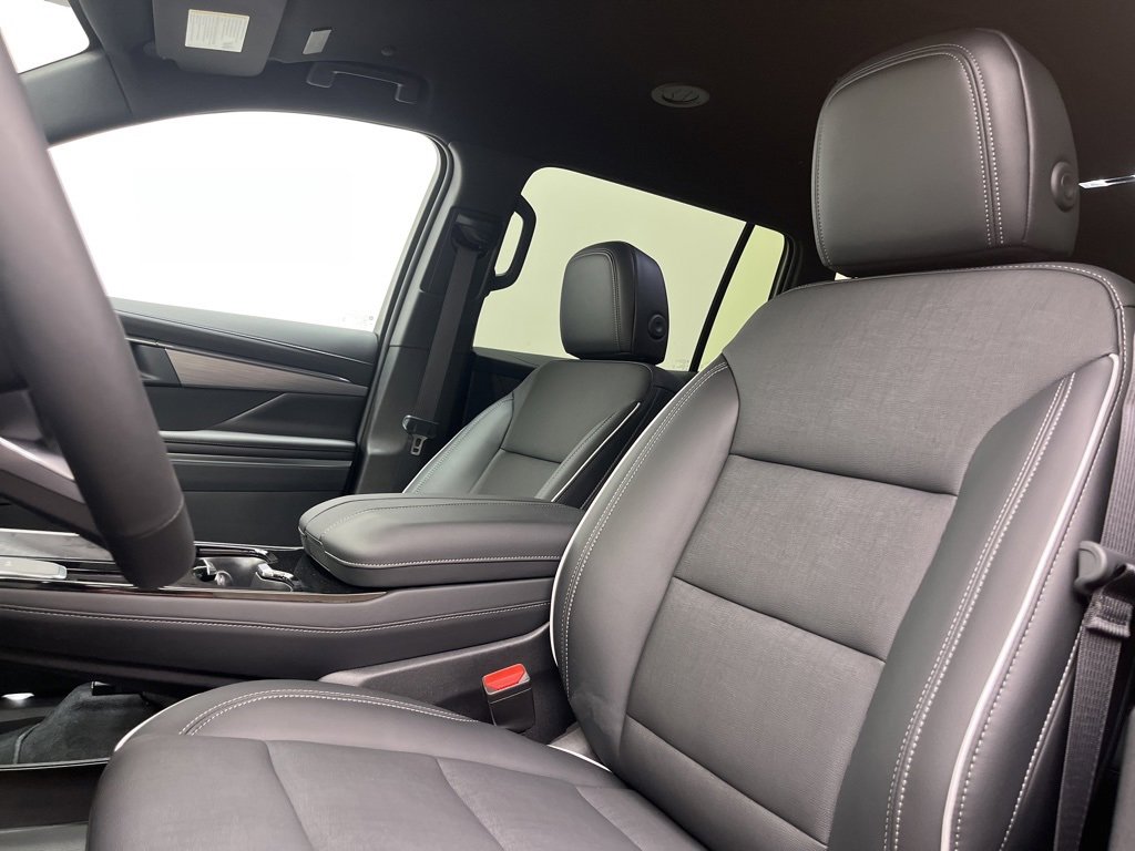 New 2025 Buick Enclave Preferred image 9