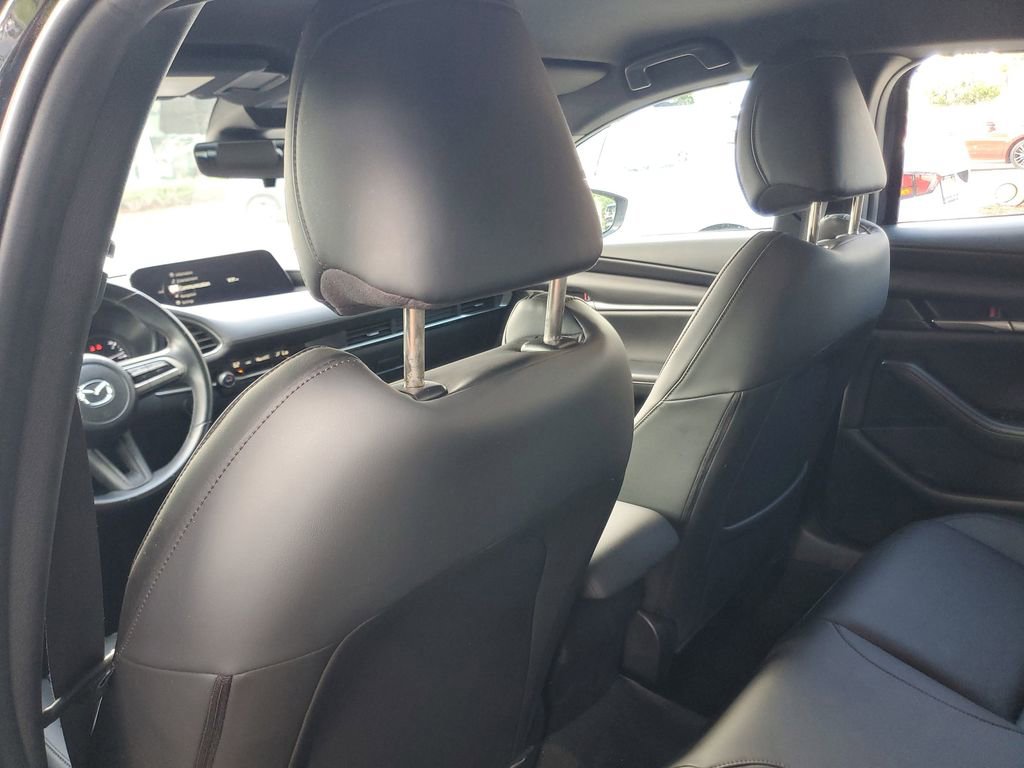 Used 2023 MAZDA MAZDA3 s FWD image 14