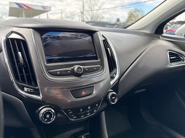 Used 2019 Chevrolet Cruze LS FWD image 11