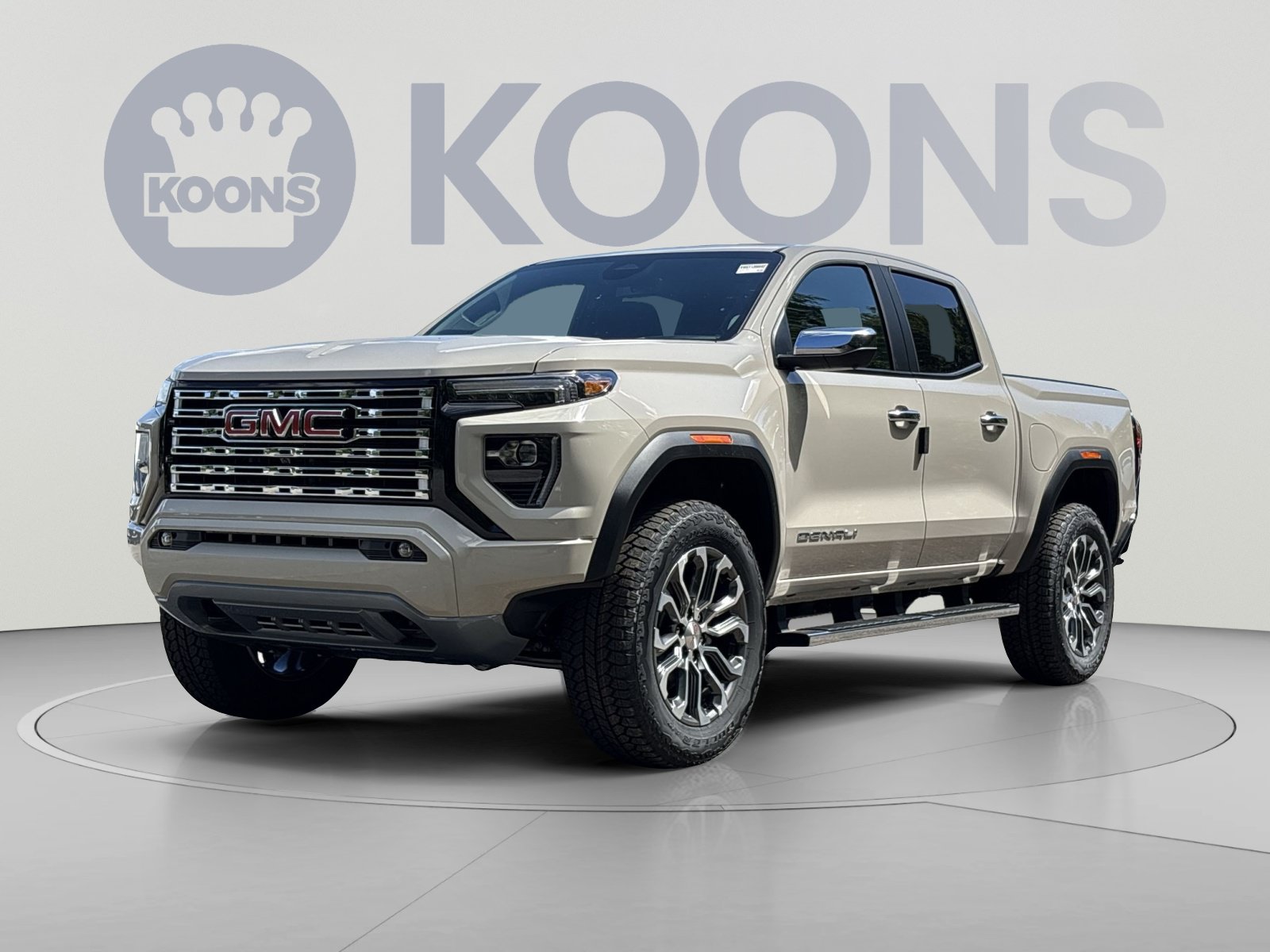 New 2026 GMC Canyon Denali w/ LPO, Black Badging Package AWD/4WD image 1