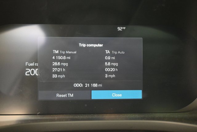 Used 2025 Volvo XC60 B5 Core AWD/4WD image 28