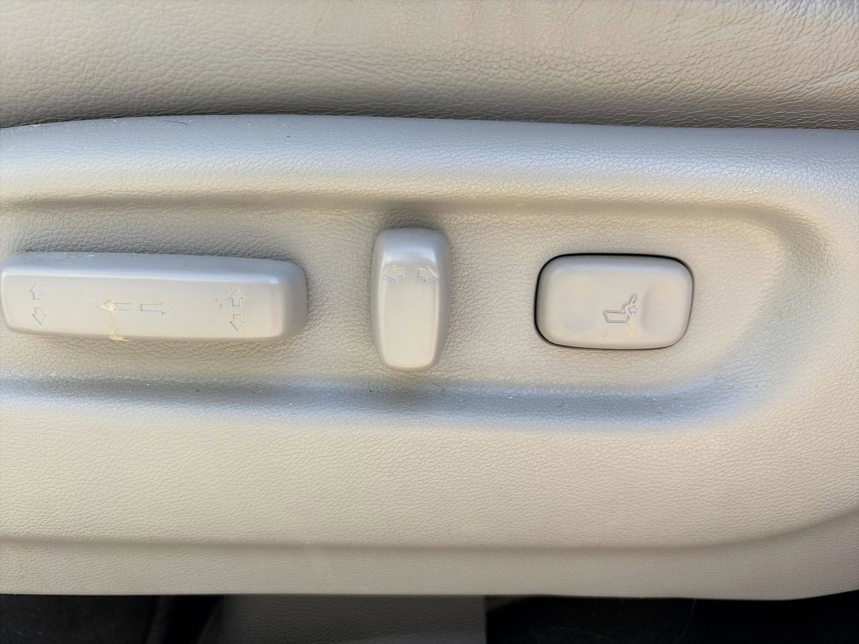 Certified 2021 Honda Pilot Touring image 15