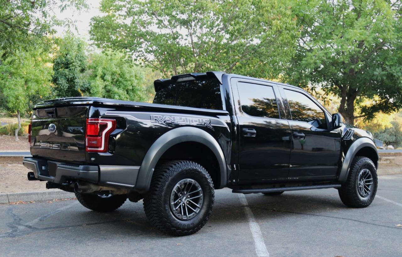 Used 2019 Ford F150 Raptor w/ Equipment Group 801A Mid image 6