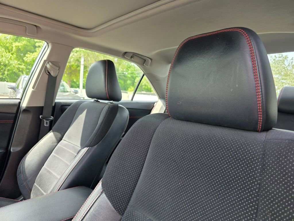 Used 2016 Toyota Camry XSE w/ Moonroof Package FWD image 37