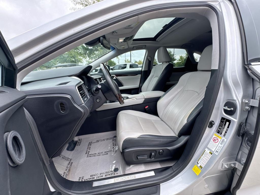 Used 2017 Lexus RX 350 FWD w/ Premium Package image 19