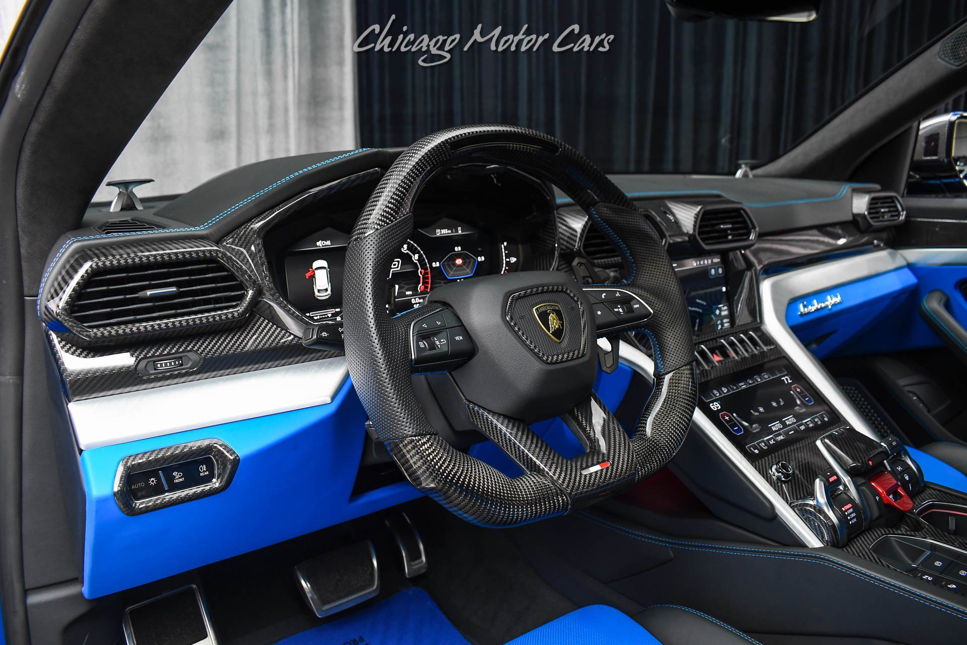 Used 2022 Lamborghini Urus image 8