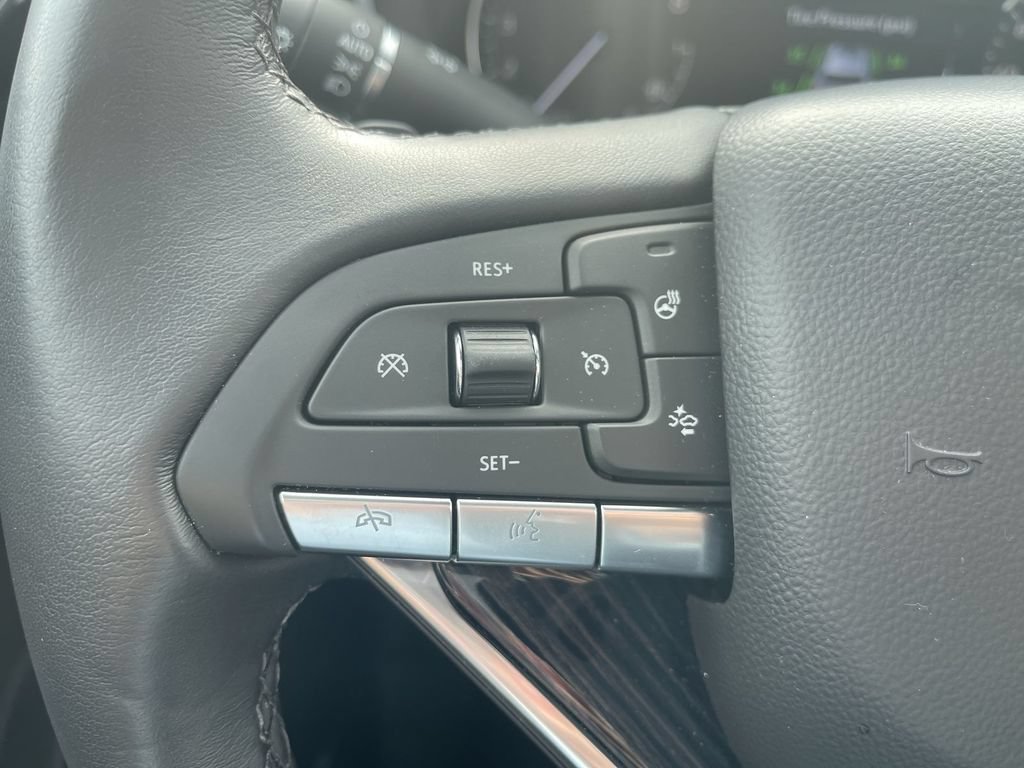 Certified 2024 Cadillac XT6 Premium Luxury w/ LPO, Floor Liner Package AWD/4WD image 21