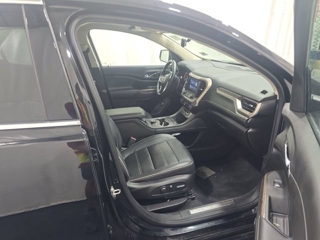 Used 2023 GMC Acadia Denali w/ Denali Ultimate Package AWD/4WD image 8
