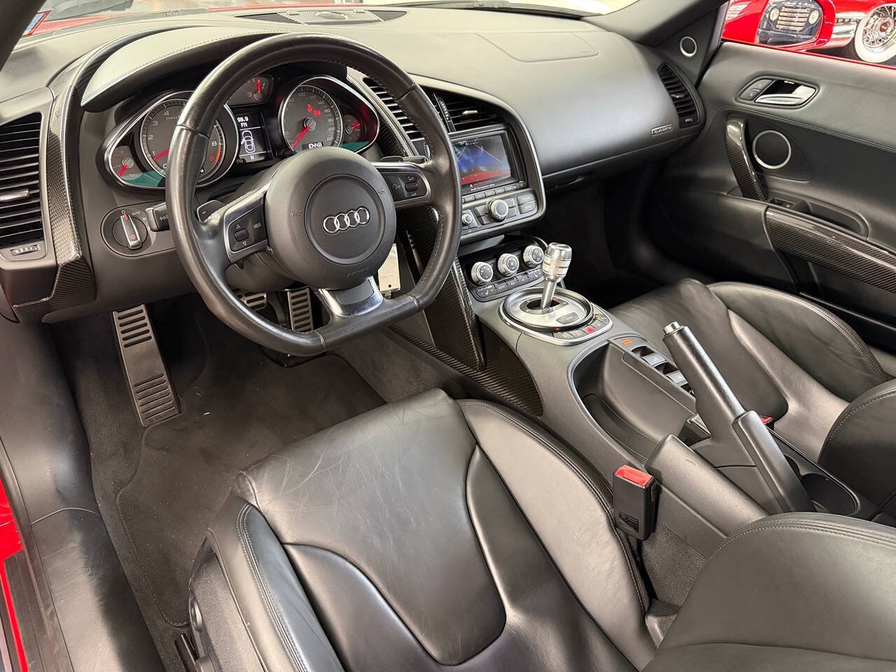 Used 2011 Audi R8 V8 AWD/4WD image 17