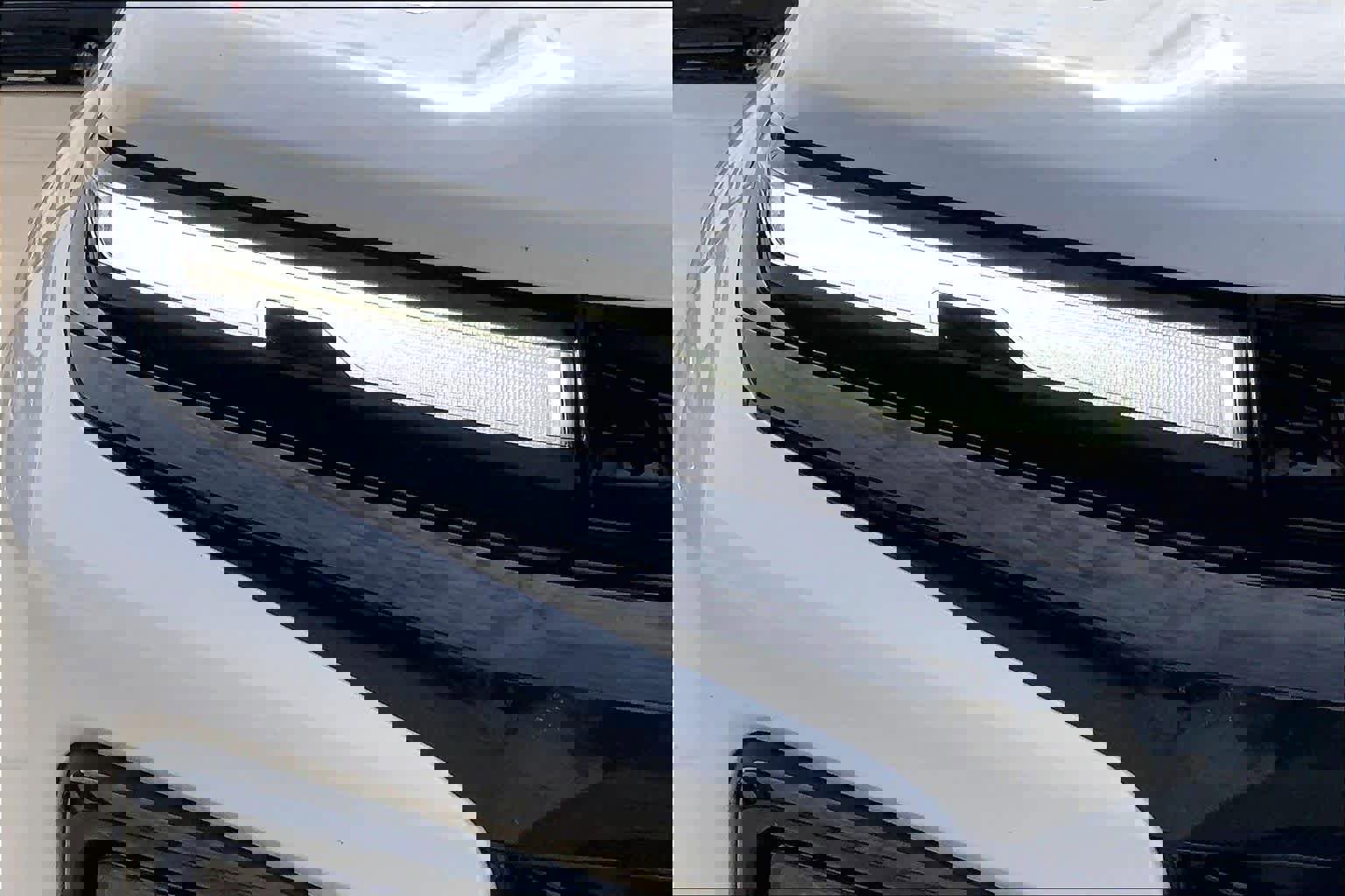 Used 2024 Chevrolet Traverse RS image 27