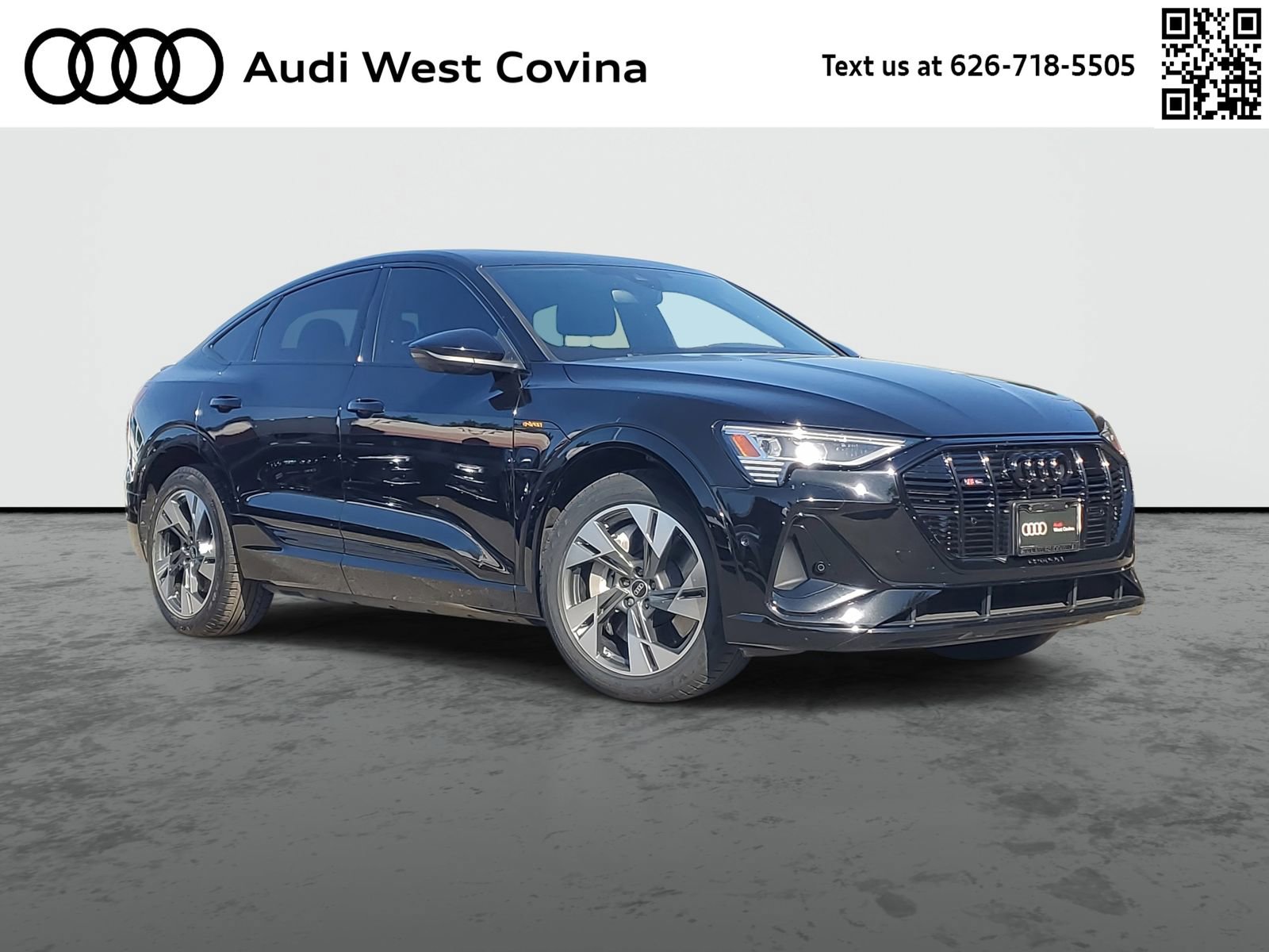 Used 2023 Audi e-tron Premium w/ Convenience Plus Package image 1