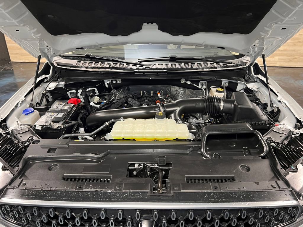 Used 2025 Lincoln Navigator L Reserve image 17