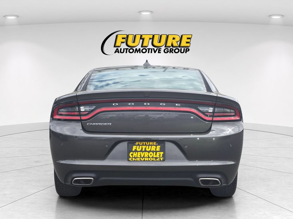 Used 2023 Dodge Charger SXT RWD image 5