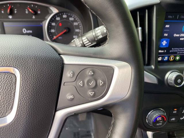 Used 2024 GMC Terrain SLT image 11
