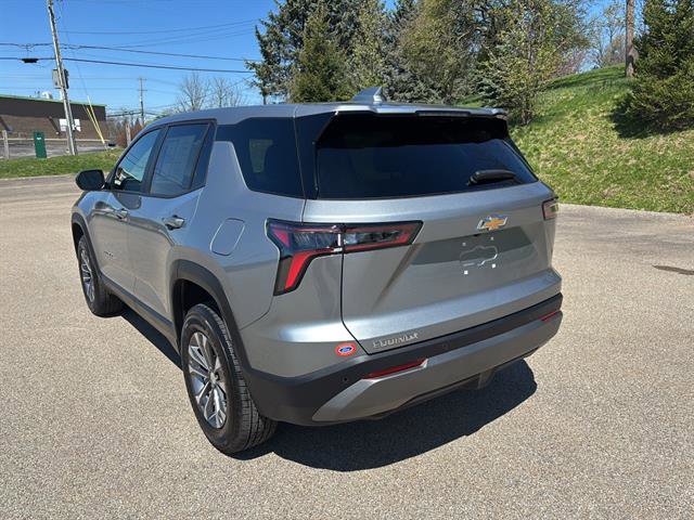 Used 2026 Chevrolet Equinox LT image 2