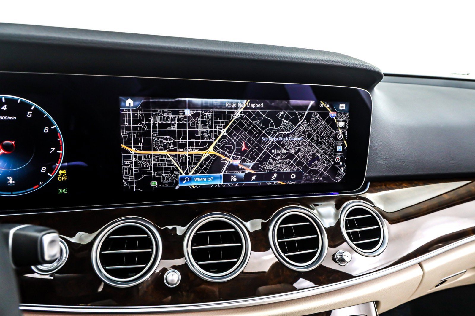 Used 2022 Mercedes-Benz E 350 Sedan image 19