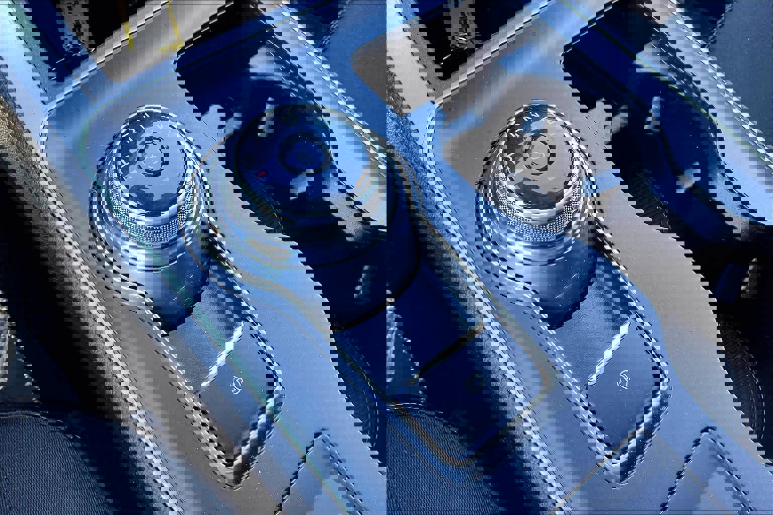 Used 2022 Ford Edge SE w/ Black Appearance Package image 33