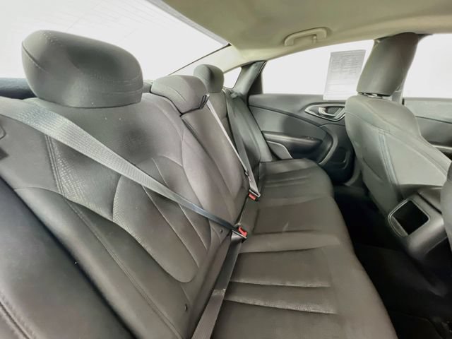 Used 2016 Chrysler 200 Limited FWD image 26