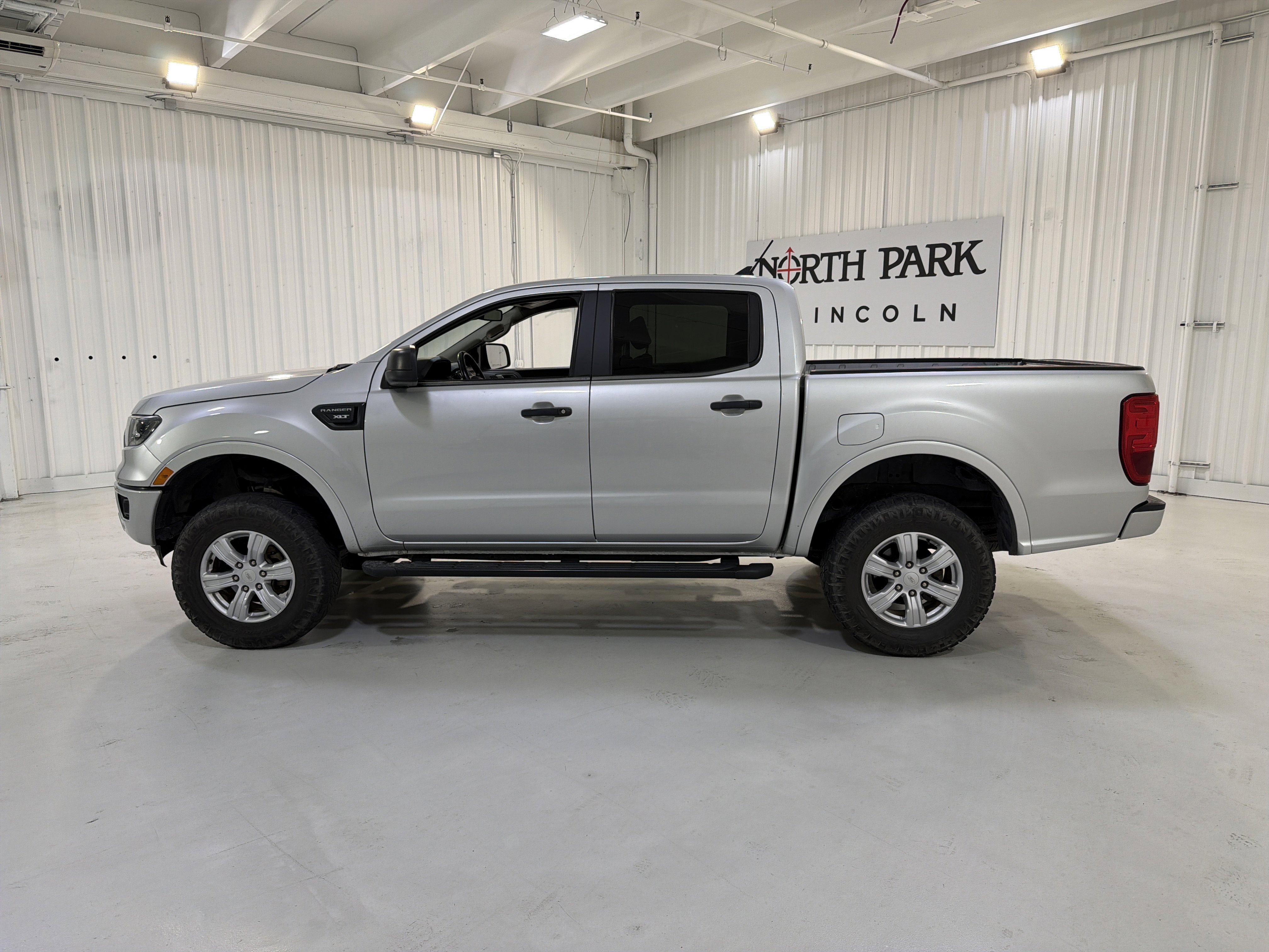 Used 2019 Ford Ranger XLT w/ Equipment Group 301A Mid AWD/4WD image 2