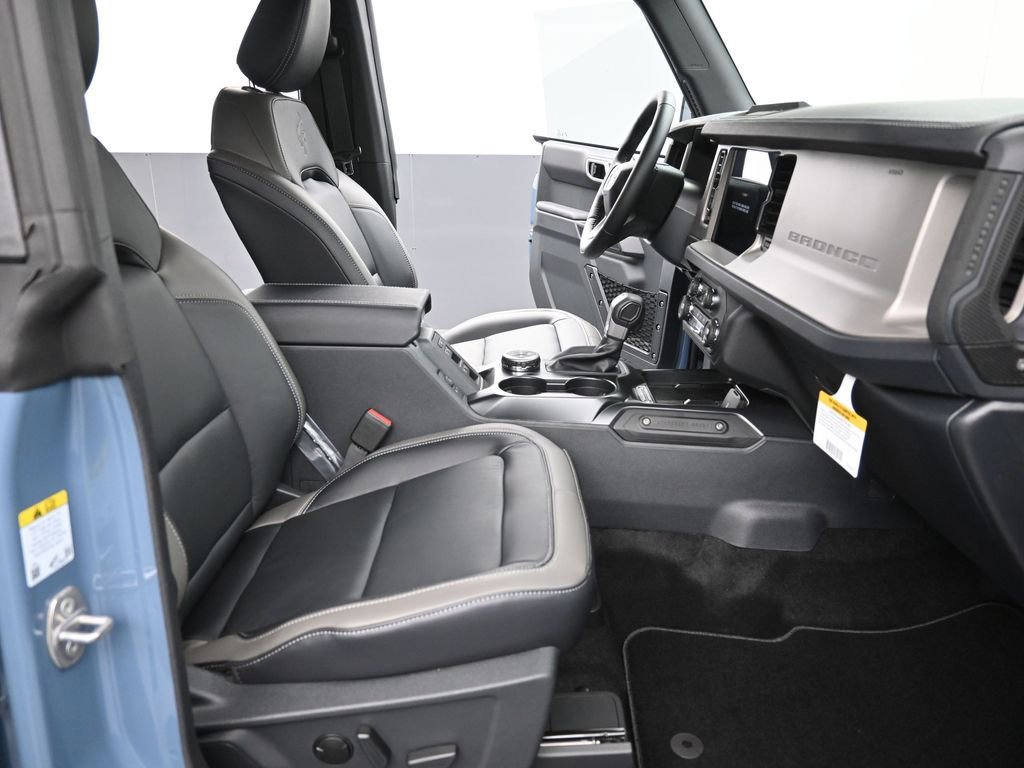 New 2025 Ford Bronco Outer Banks image 27
