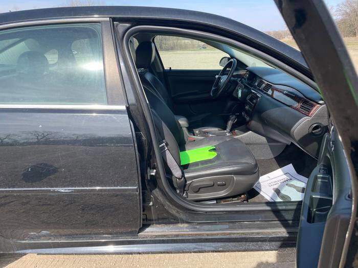 Used 2012 Chevrolet Impala LTZ image 27