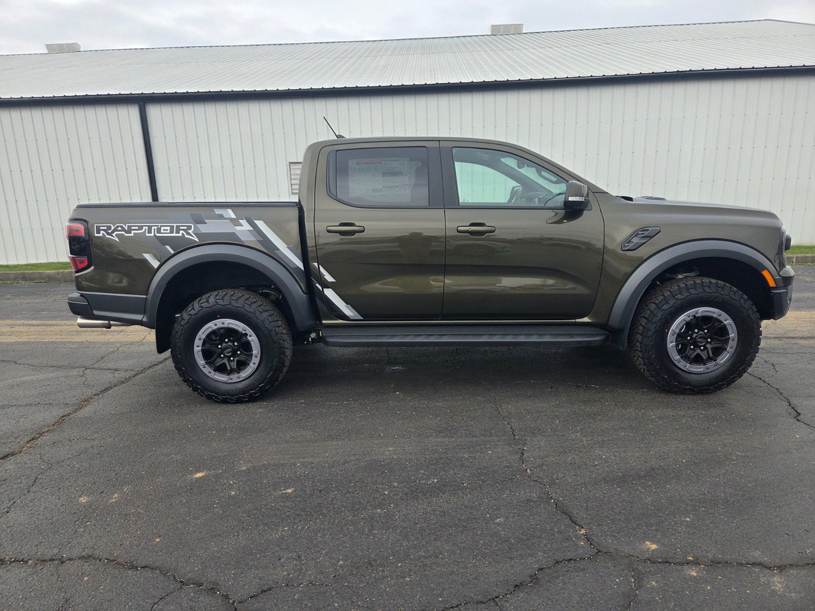 New 2025 Ford Ranger Raptor image 2