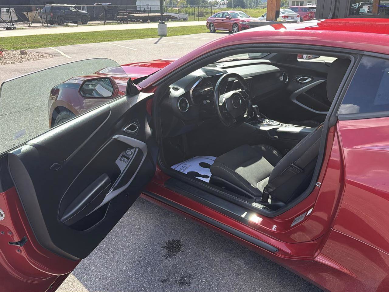 Used 2019 Chevrolet Camaro LS RWD image 7