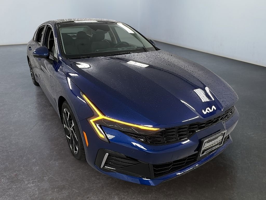 New 2026 Kia K5 EX image 1