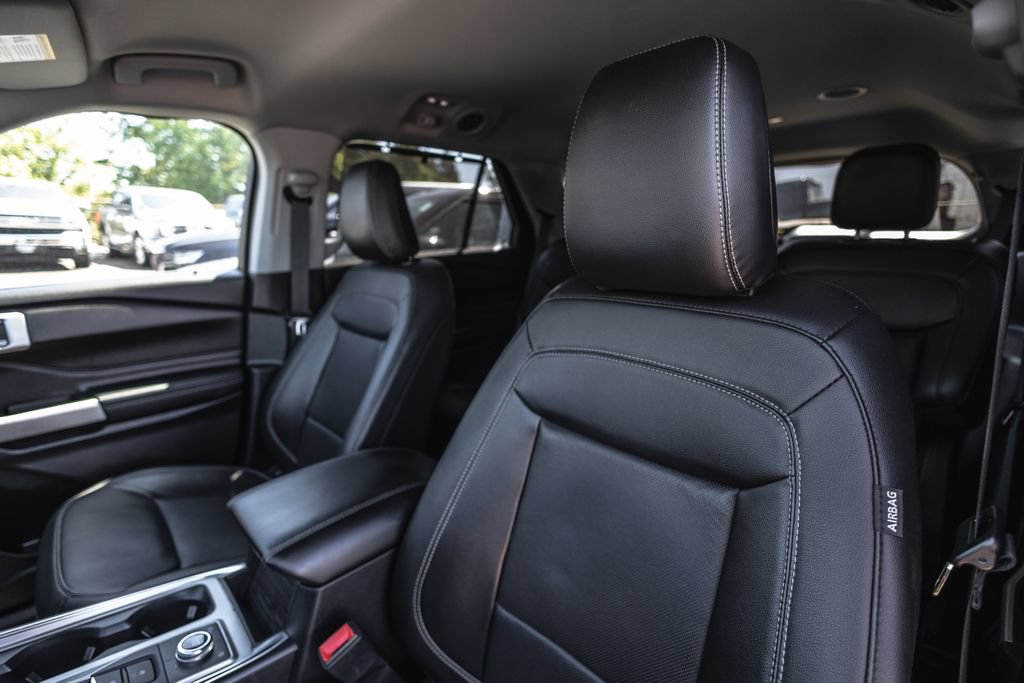 Used 2022 Ford Explorer Limited AWD/4WD image 19