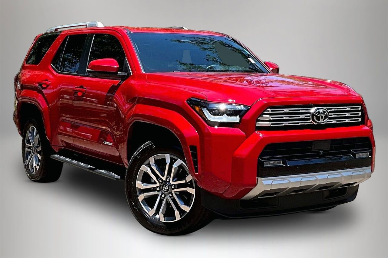 Used 2025 Toyota 4Runner Limited AWD/4WD image 2