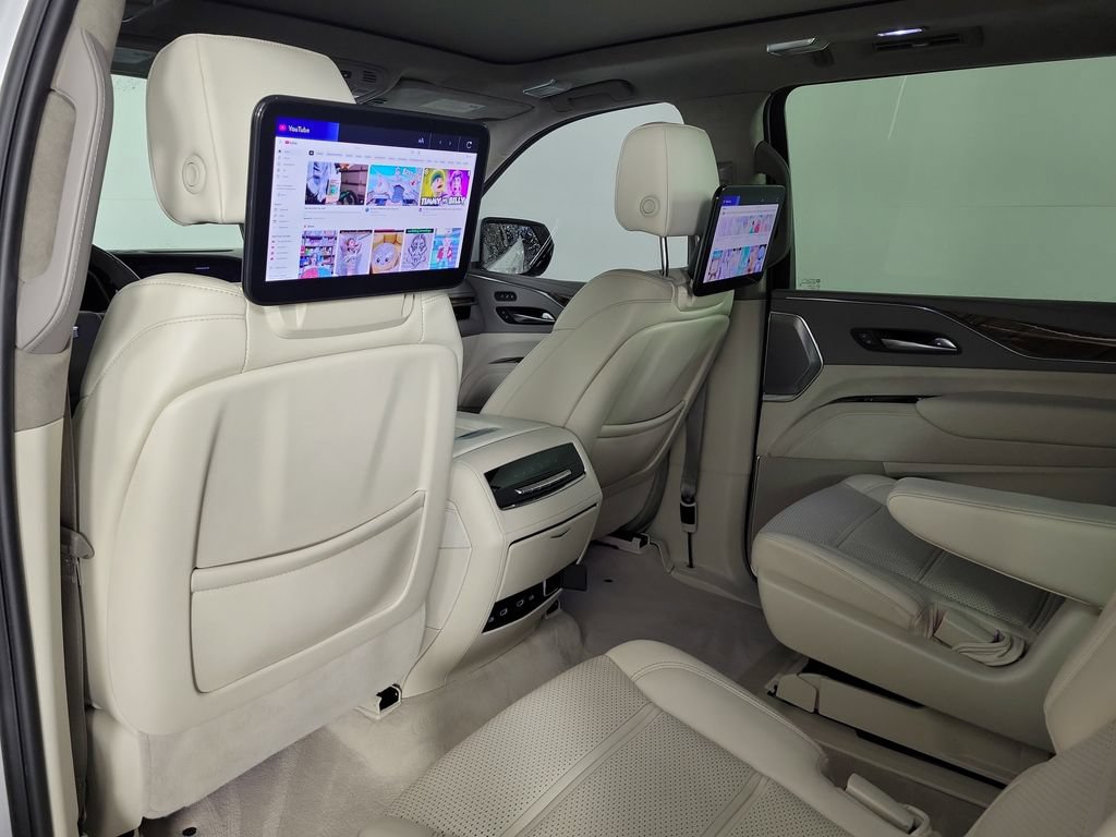 Used 2024 Cadillac Escalade ESV Sport Platinum w/ LPO, Floor Liner Package AWD/4WD image 13