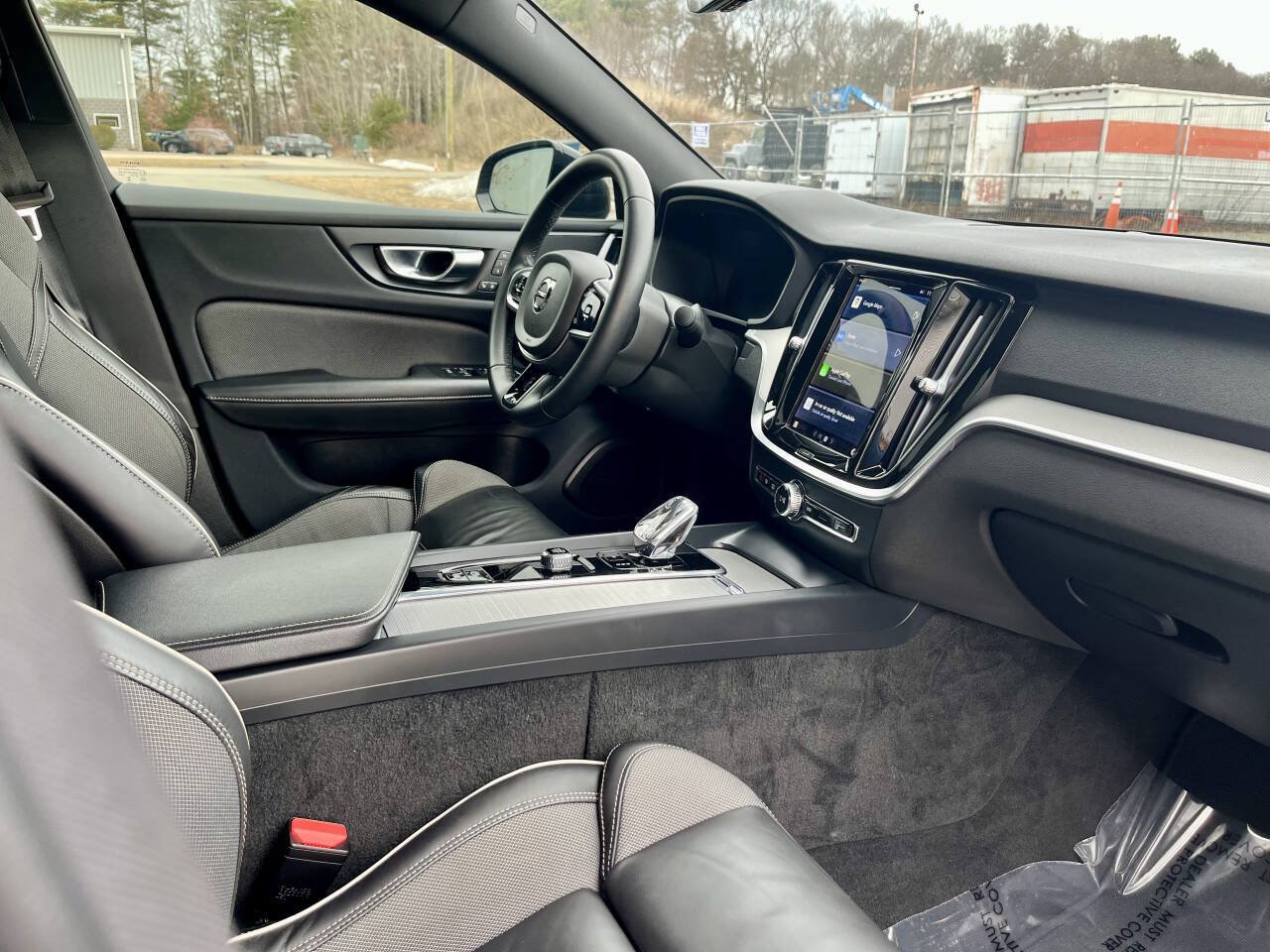 Used 2024 Volvo S60 B5 Plus FWD image 21