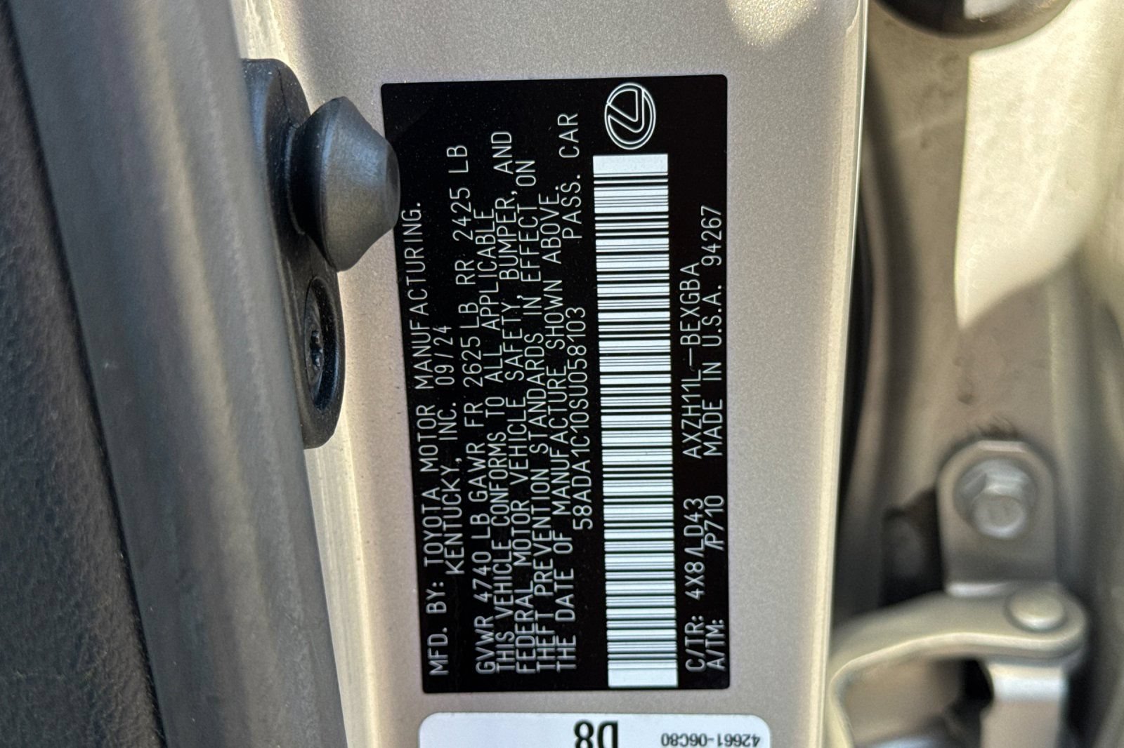 Certified 2025 Lexus ES 300h w/ Premium Package FWD image 32