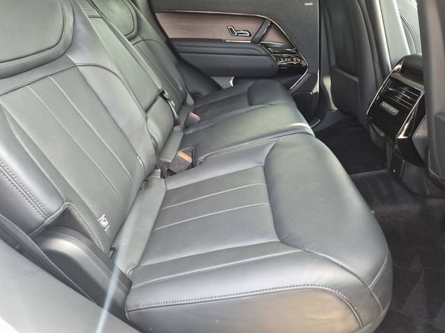 Used 2023 Land Rover Range Rover Sport SE AWD/4WD image 17